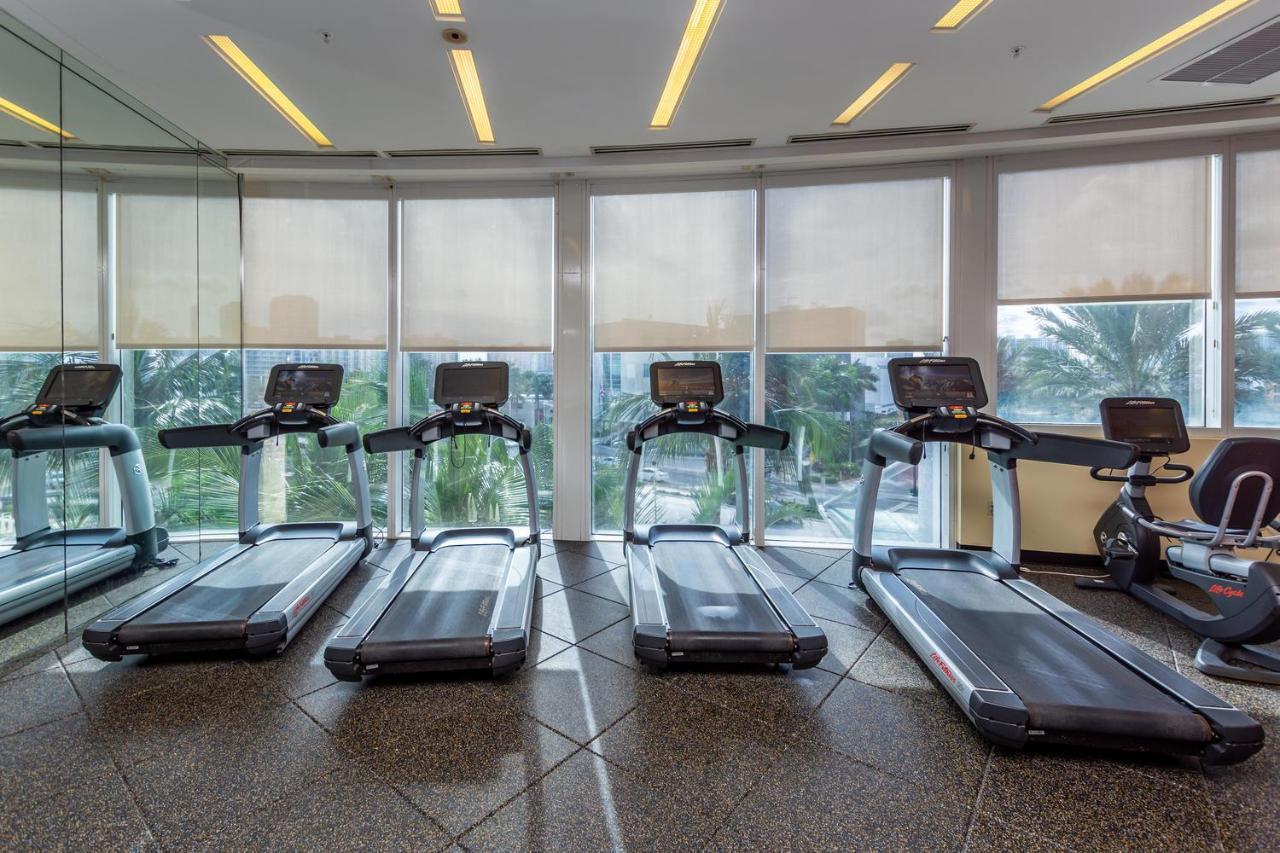 Trump Intl 2 Bedroom Apartment 1600 Sqf Ocean And Bay View Sunny Isles Beach Kültér fotó