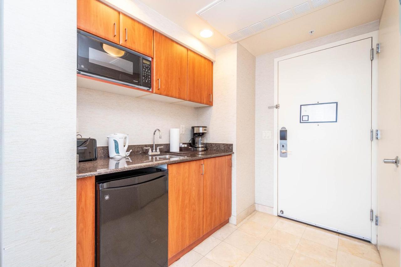 Trump Intl 2 Bedroom Apartment 1600 Sqf Ocean And Bay View Sunny Isles Beach Kültér fotó