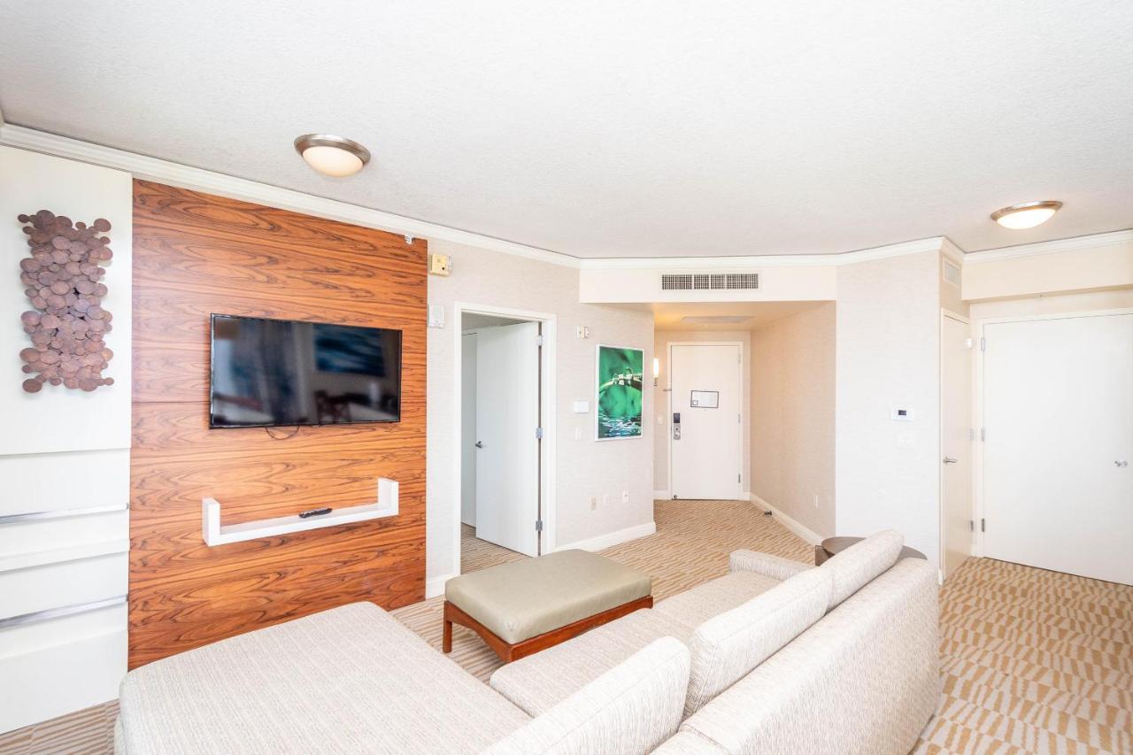 Trump Intl 2 Bedroom Apartment 1600 Sqf Ocean And Bay View Sunny Isles Beach Kültér fotó