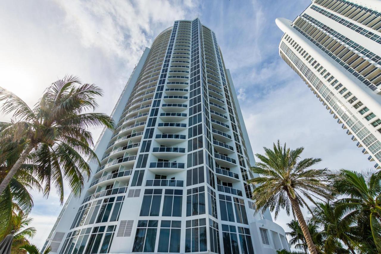 Trump Intl 2 Bedroom Apartment 1600 Sqf Ocean And Bay View Sunny Isles Beach Kültér fotó